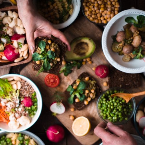 How to Build a Balanced Vegan Meal